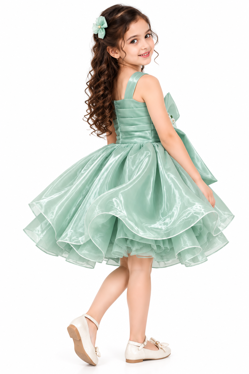 🌿 Mint Pearl Princess Dress