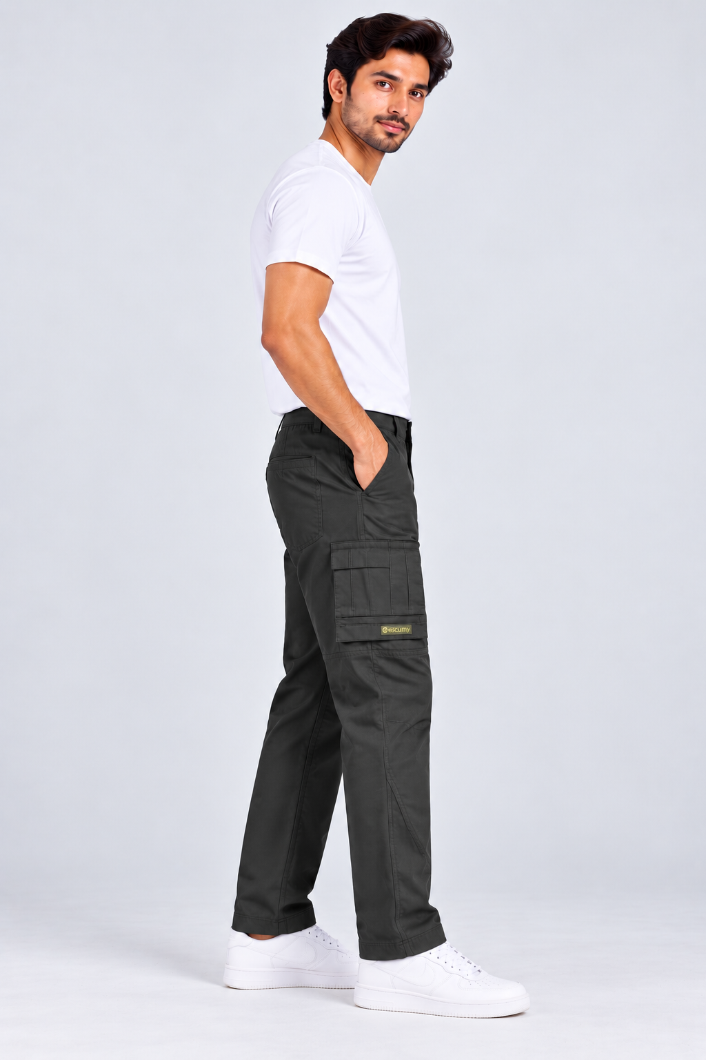 ESCURVY - Men Regular-Fit Cargo Pant